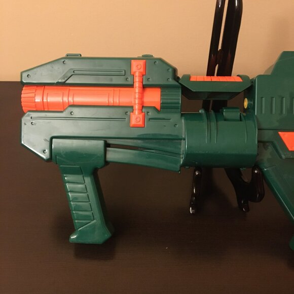 Buzz Bee Toys Belt Blaster with 29 case Belt & 29 Darts / Nerf Like Blaster - Picture 3 of 12